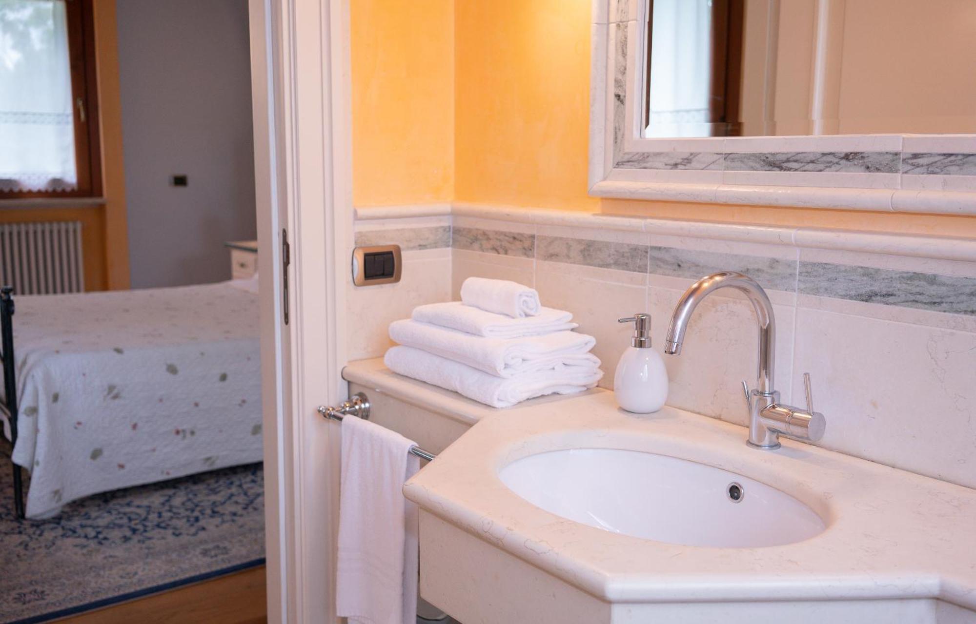 Agriturismo La Sorgente Camerano Kültér fotó